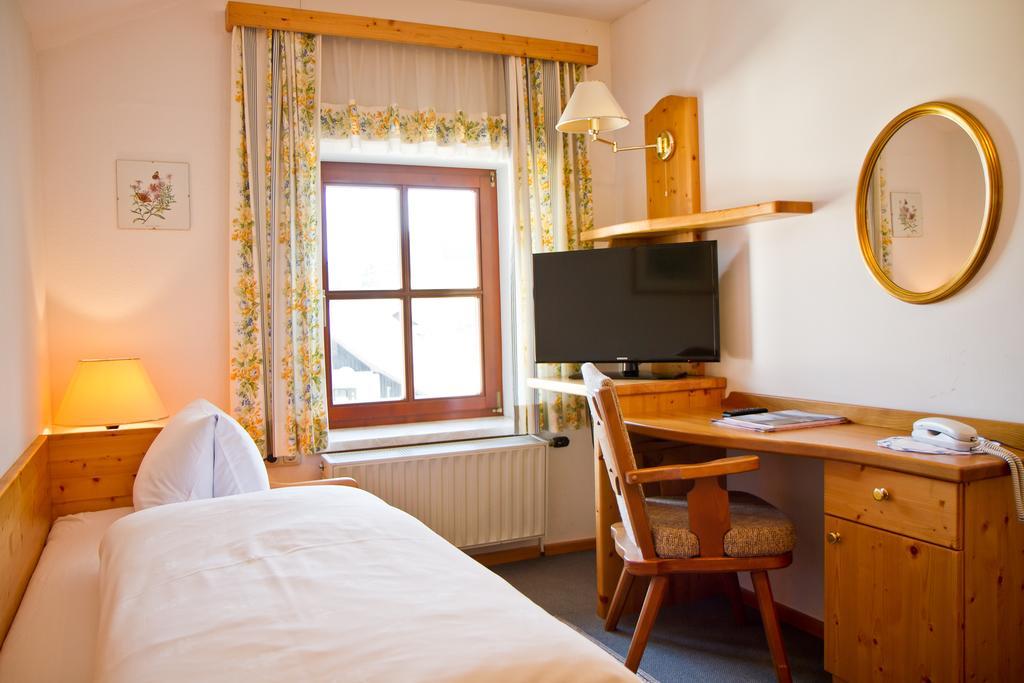 Gasthof-Hotel Bramosen Вайрег Стая снимка